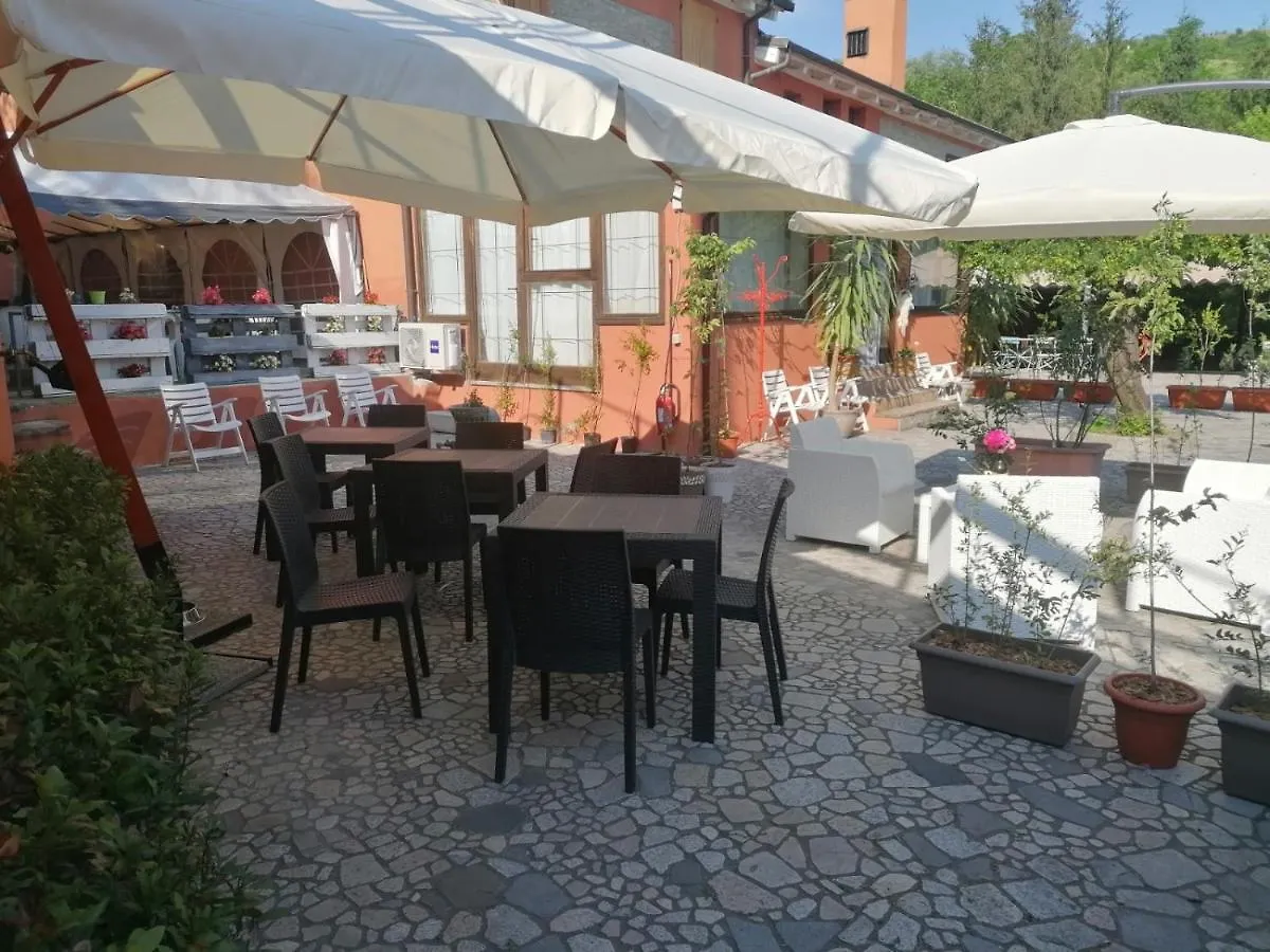Relais Ca Del Rio Villa Botteghino di Zocca Farmház